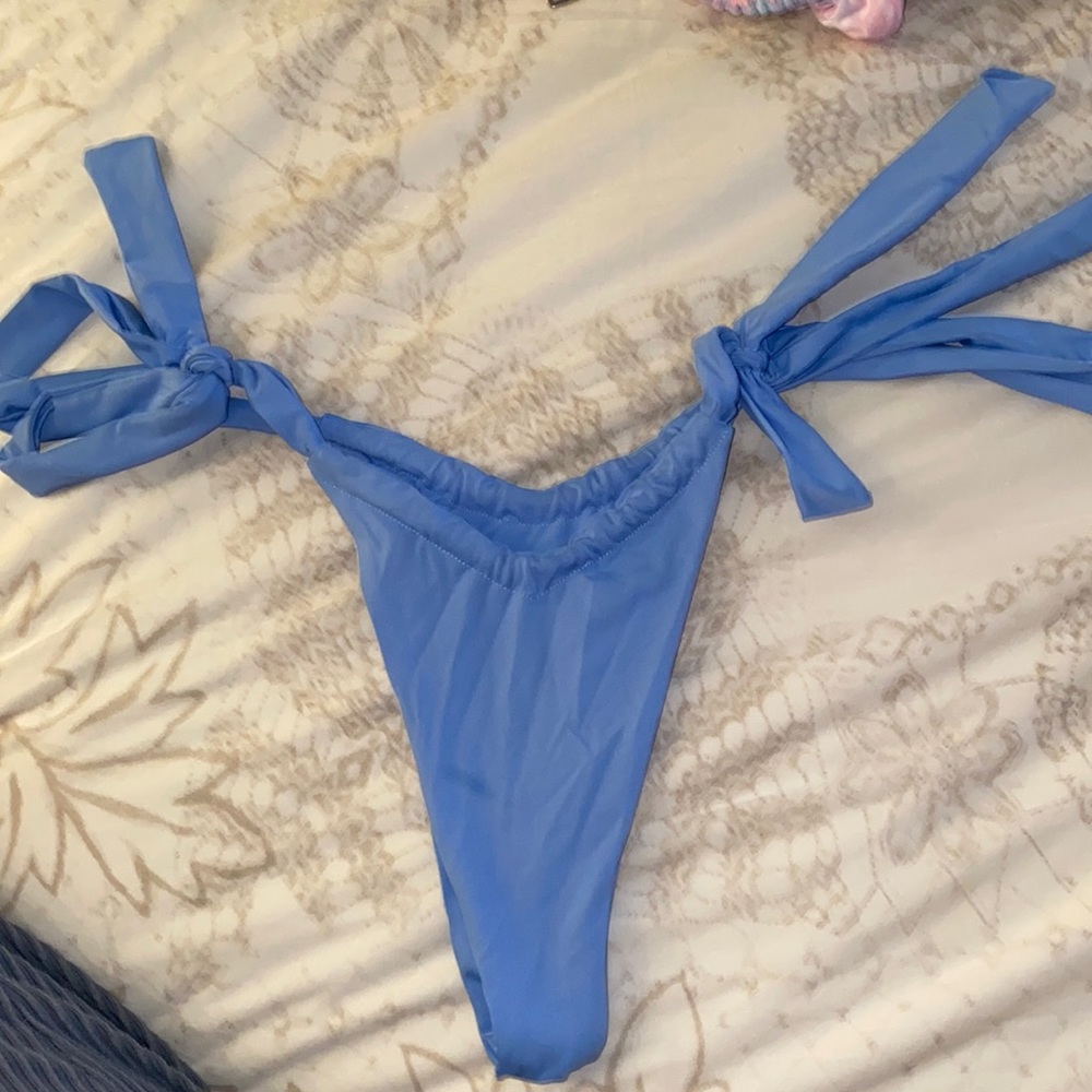 Frankie’s bikini thong bottom